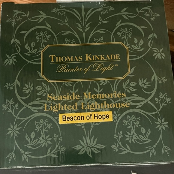 Thomas Kinkade "Painter of Light" Seaside Memories Lighted Lighthouse In Box - Picture 6 of 8